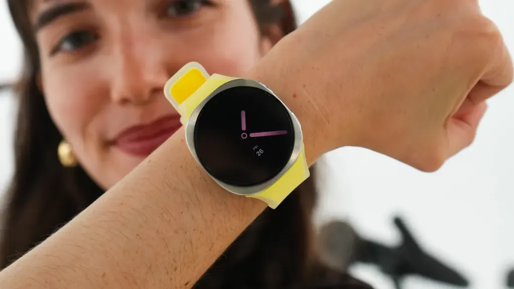 三星Galaxy Watch 9评测:健康数据过载,但面向未来 图片