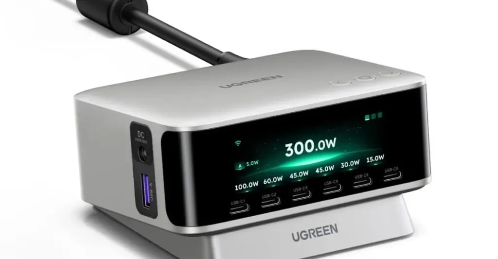 UGREEN推出240W桌面充电器,专为高性能笔记本设计 图片