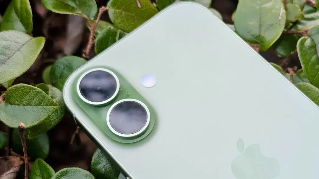 iPhone用户可以在信息应用中更改背景图片 图片